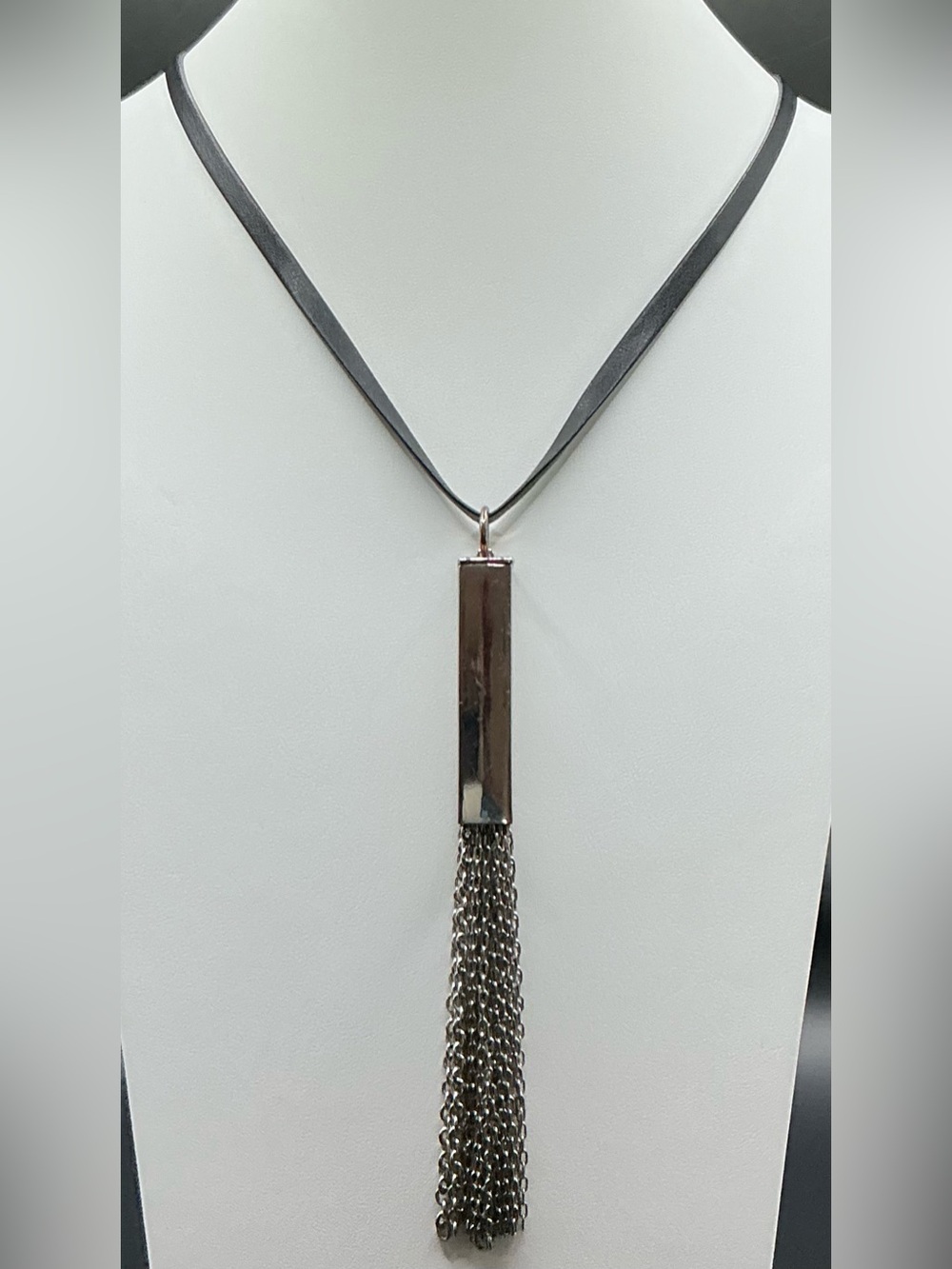 CHICO’S BLACK AND BAR AND TASSEL LONG PENDANT NECKLACE